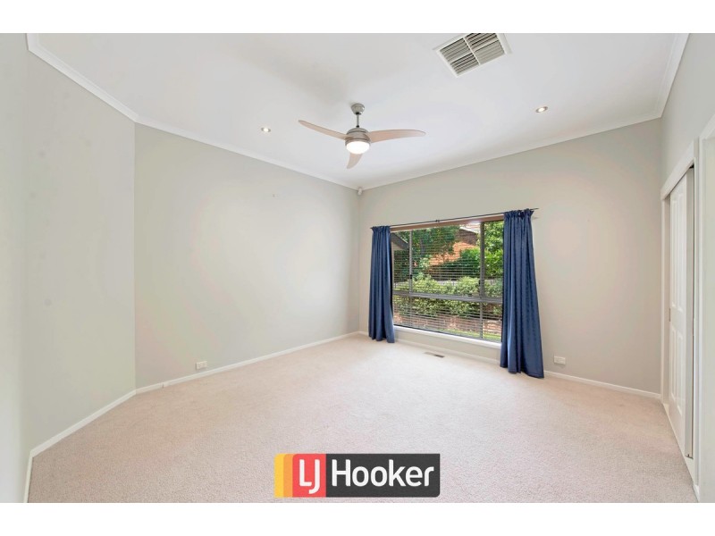 12 Callaway Crescent, Gordon ACT 2906