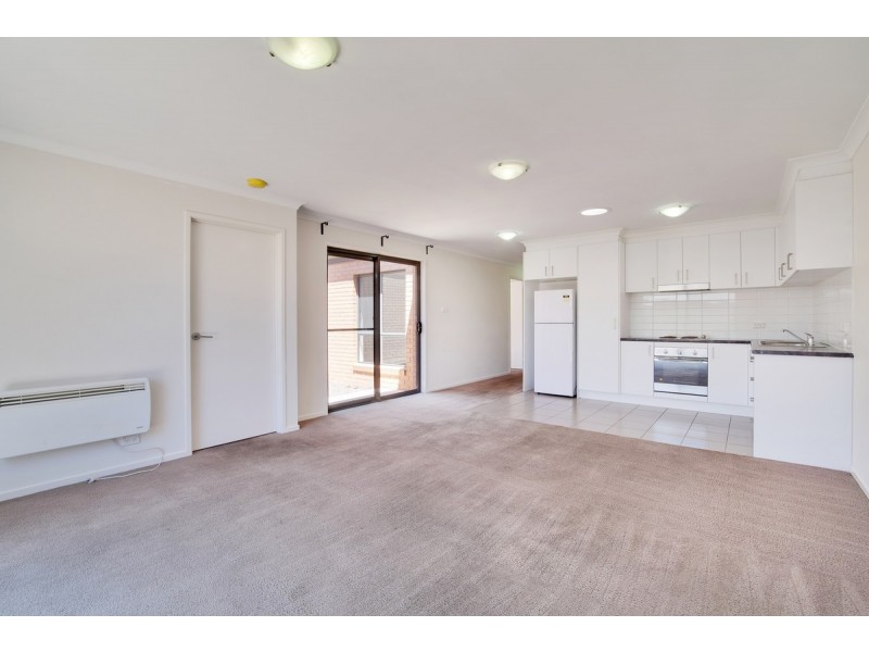 14 Whitmore Crescent, Watson ACT 2602