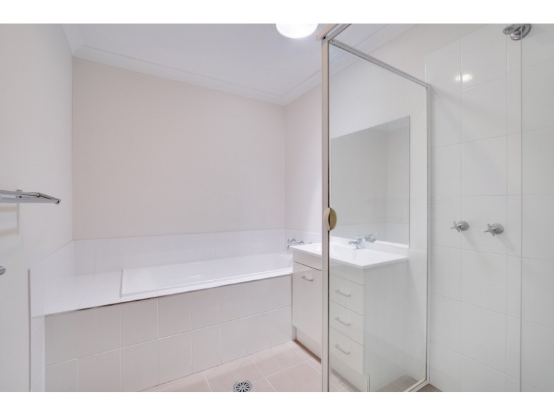 14 Whitmore Crescent, Watson ACT 2602
