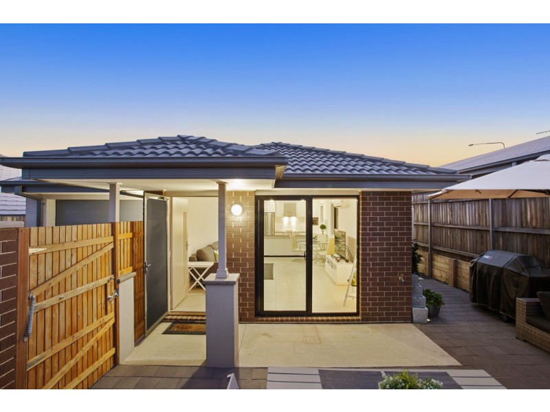 94 Burrumarra Avenue, Ngunnawal ACT 2913