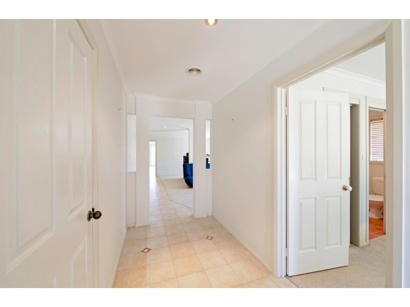33 Rollston Street, Amaroo ACT 2914