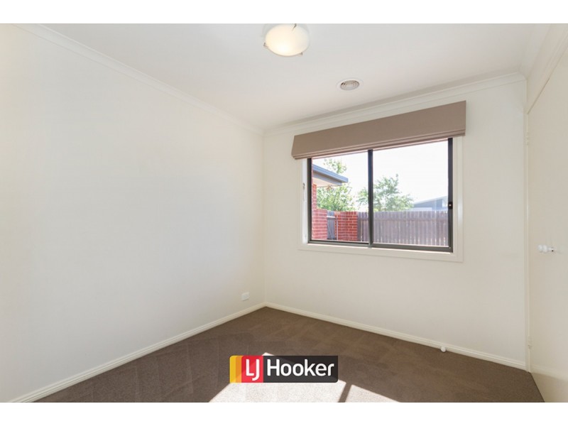 1 Epstein Street, Franklin ACT 2913