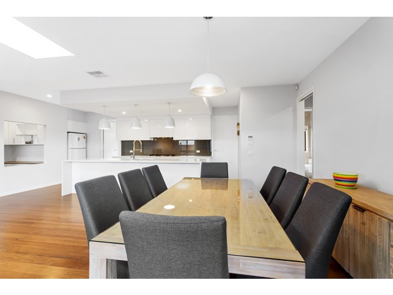 16 Keith Waller Rise, Casey ACT 2913