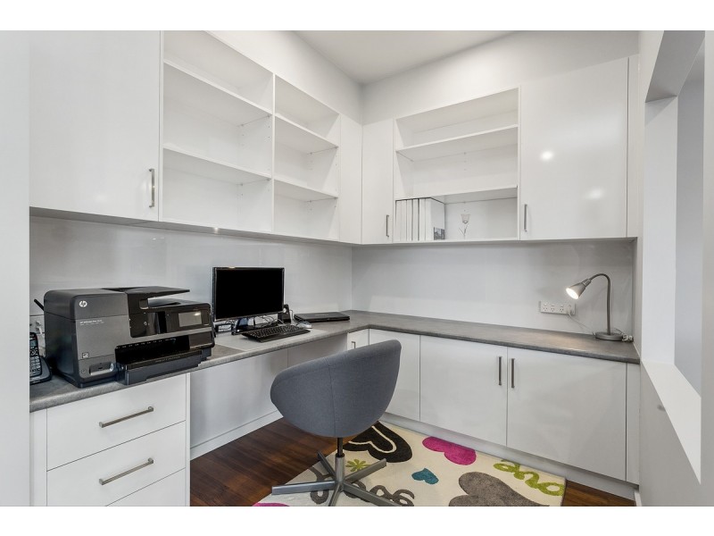 16 Keith Waller Rise, Casey ACT 2913