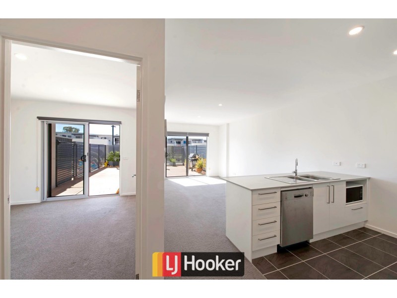 90/230 Flemington Road, Harrison ACT 2914