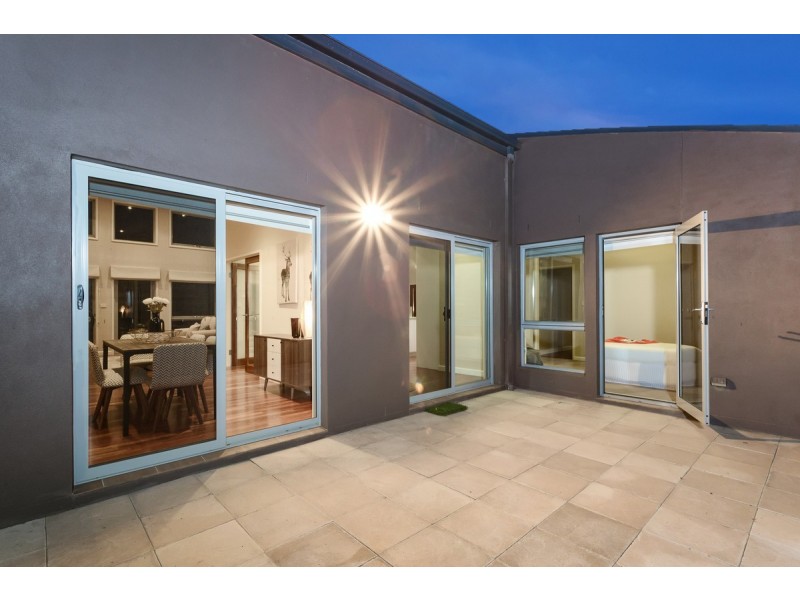 14 Paquita Street, Forde ACT 2914