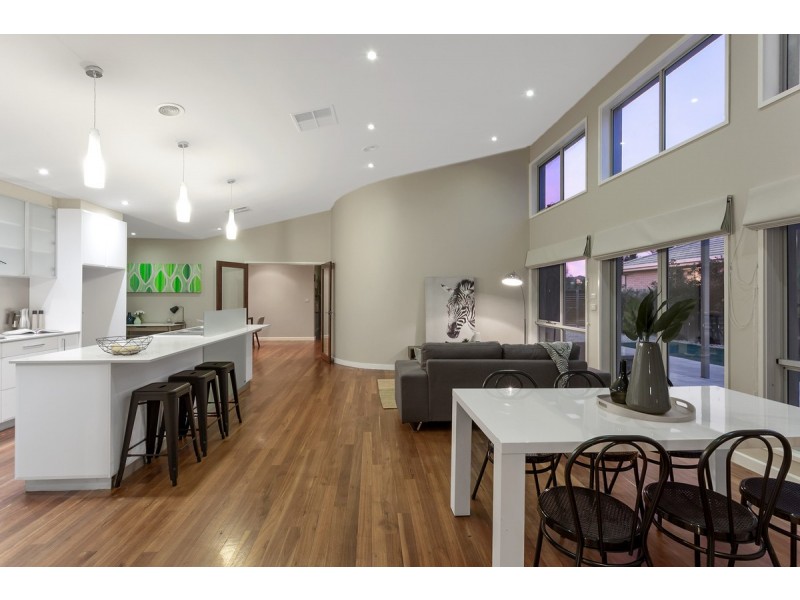 14 Paquita Street, Forde ACT 2914