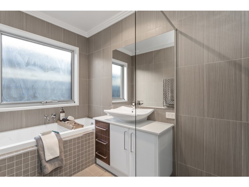 14 Paquita Street, Forde ACT 2914