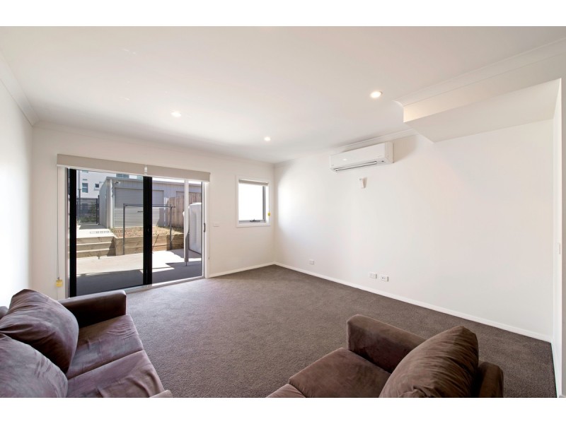 145/142 Mapleton Avenue, Harrison ACT 2914