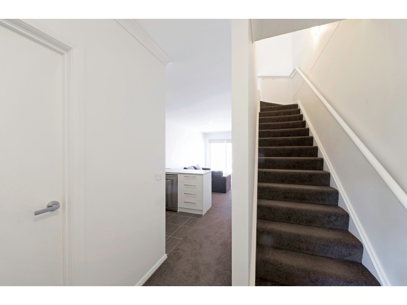 145/142 Mapleton Avenue, Harrison ACT 2914