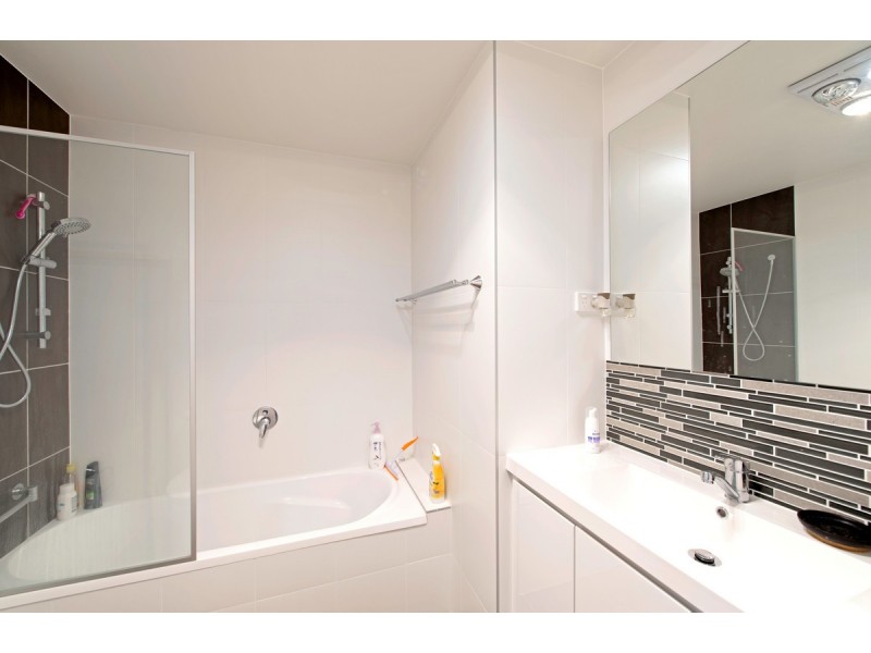 145/142 Mapleton Avenue, Harrison ACT 2914