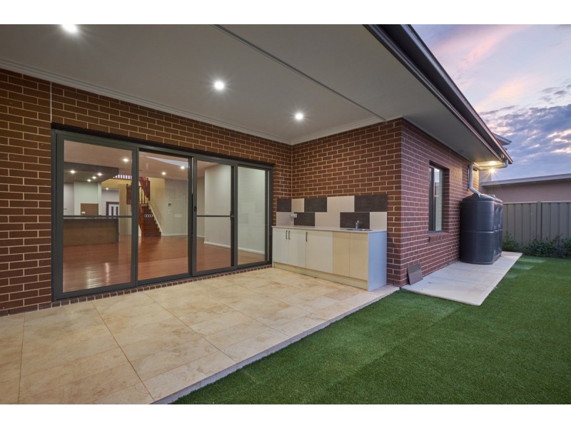 94 Samaria Street, Crace ACT 2911