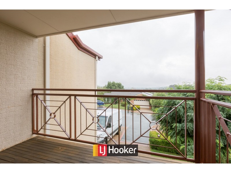6 Noble Close, Ngunnawal ACT 2913
