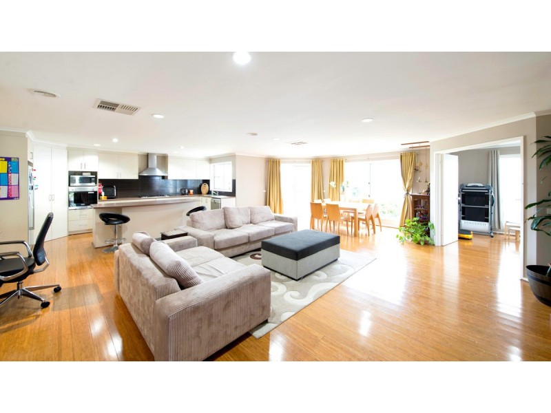 7 Ivy Kent Street, Forde ACT 2914