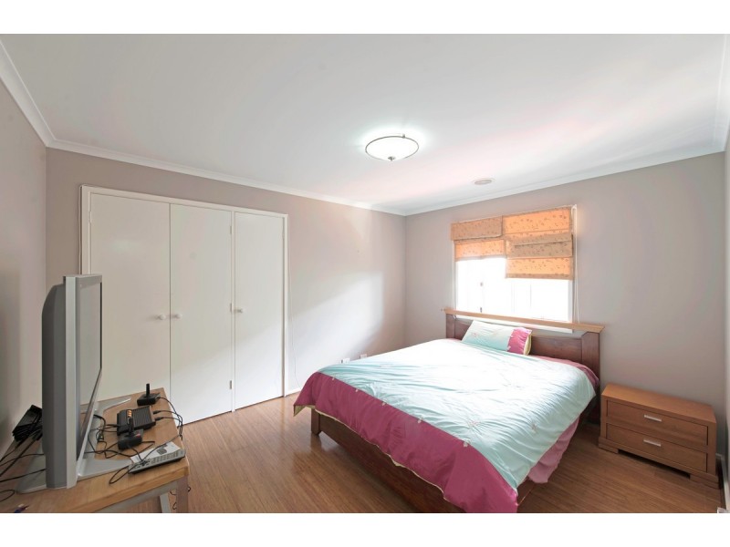 7 Ivy Kent Street, Forde ACT 2914