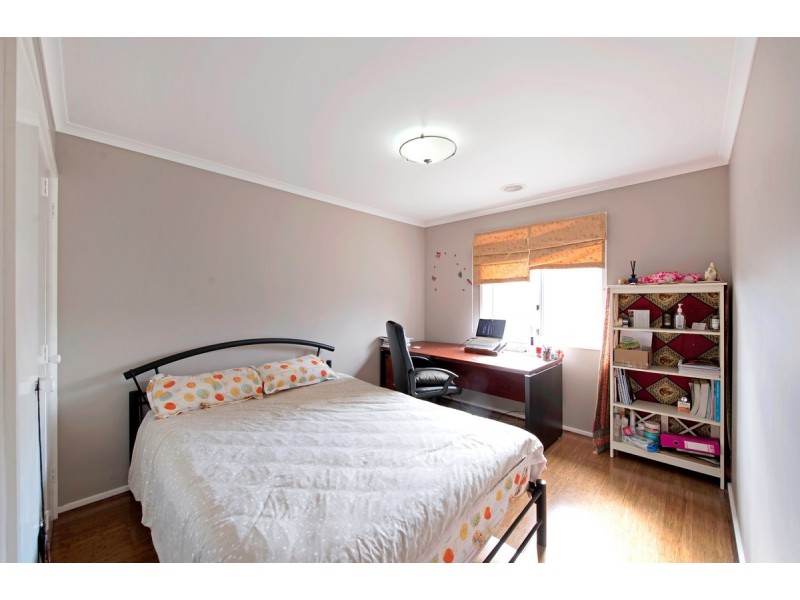 7 Ivy Kent Street, Forde ACT 2914