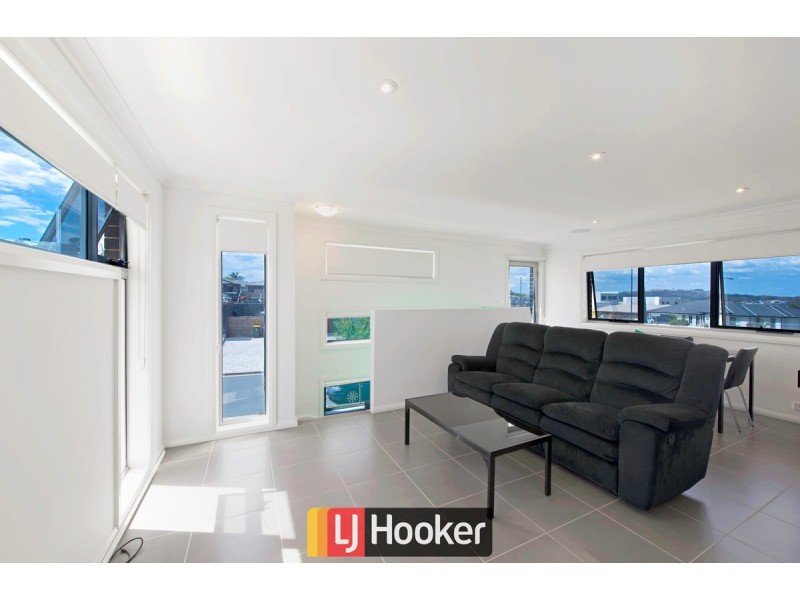 1 Edna Thompson Street, Casey ACT 2913