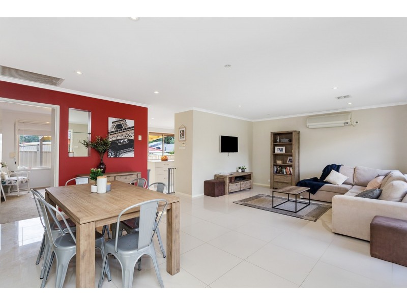 10 Burrai Place, Ngunnawal ACT 2913