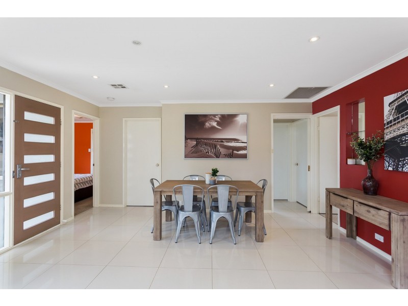 10 Burrai Place, Ngunnawal ACT 2913