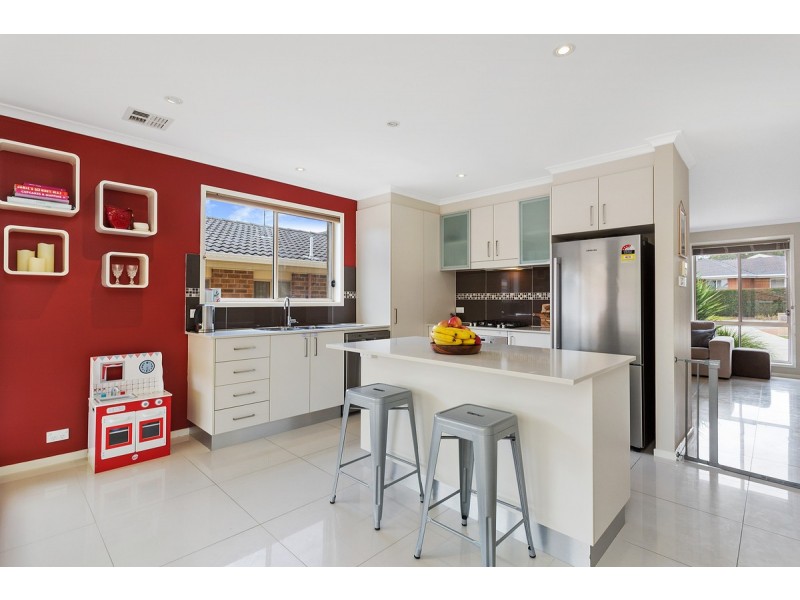 10 Burrai Place, Ngunnawal ACT 2913