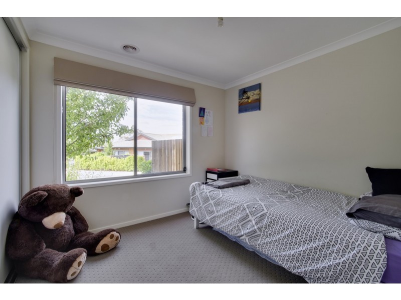 17/10 Charles Perkins Circuit, Bonner ACT 2914