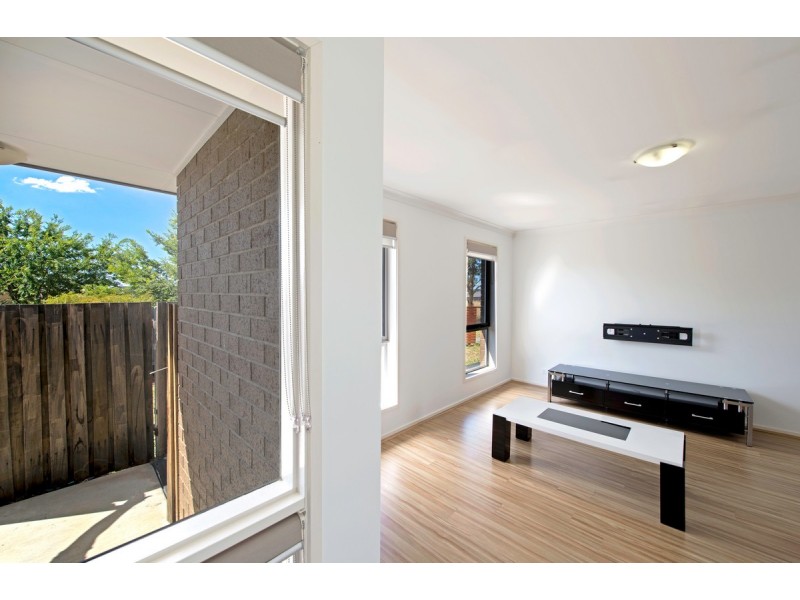 11/36 John Holt Street, Macgregor ACT 2615