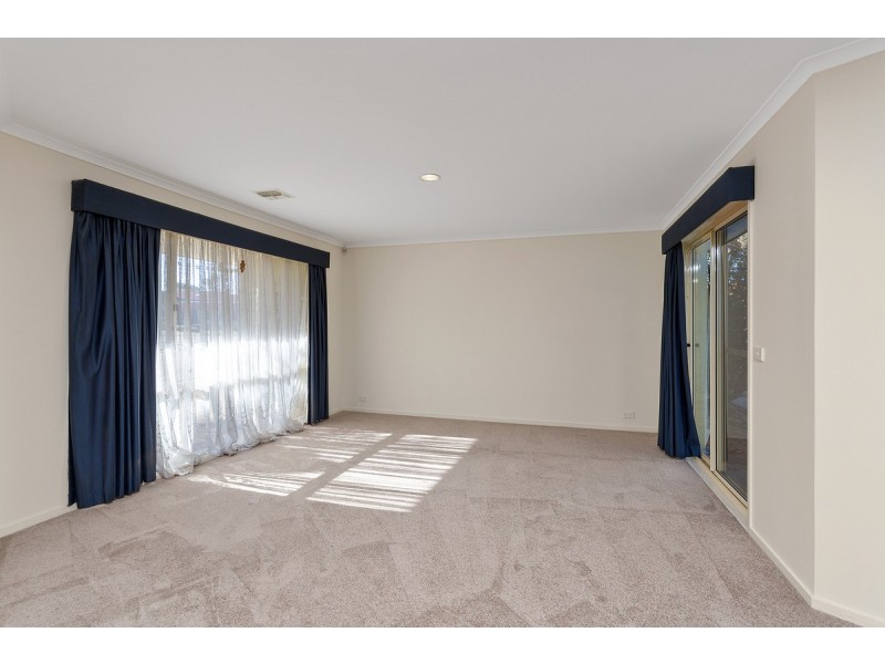 30 Amagula Avenue, Ngunnawal ACT 2913