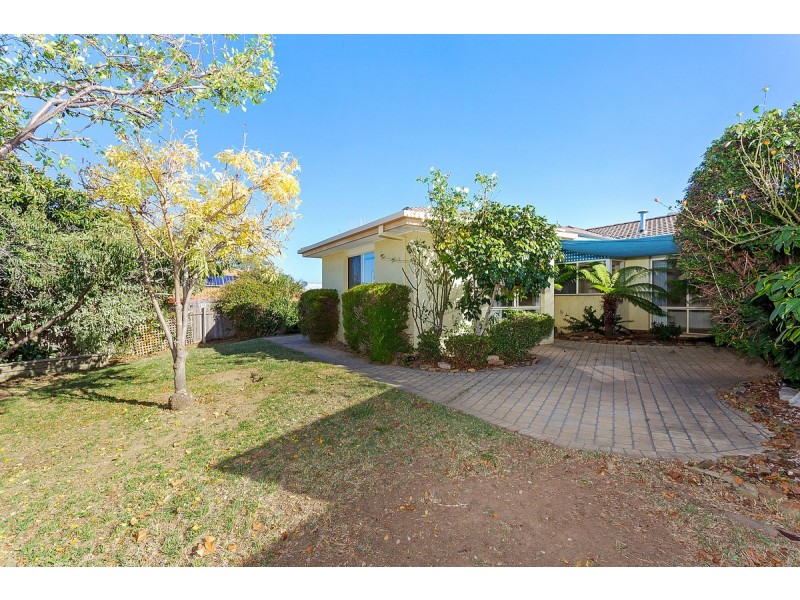 30 Amagula Avenue, Ngunnawal ACT 2913