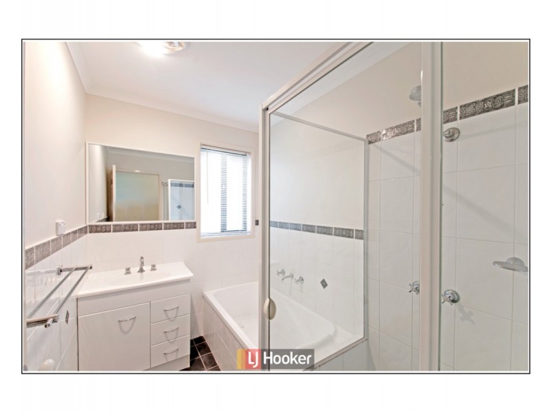 10 Hanworth Street, Amaroo ACT 2914
