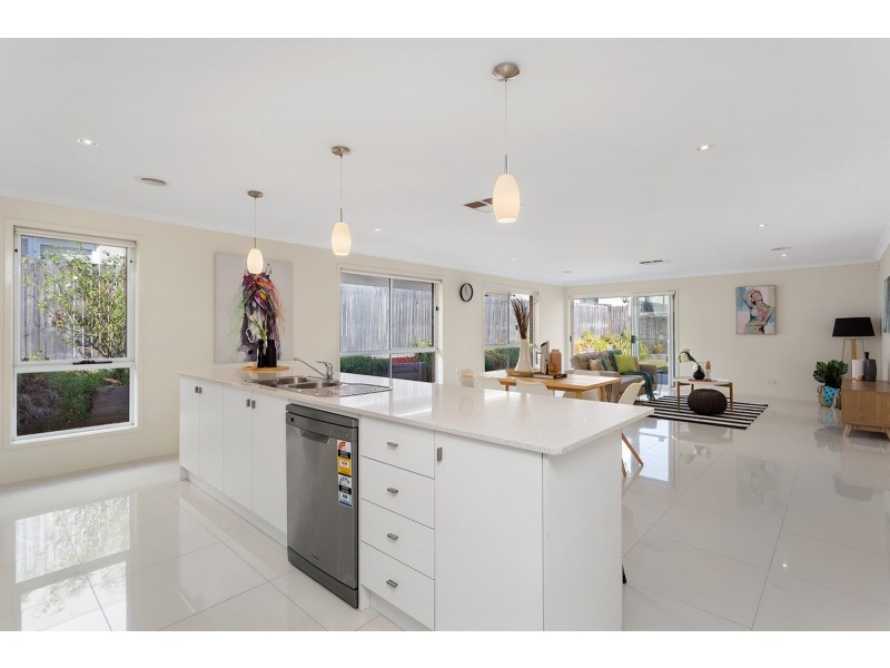 28 Handbury Way, Forde ACT 2914