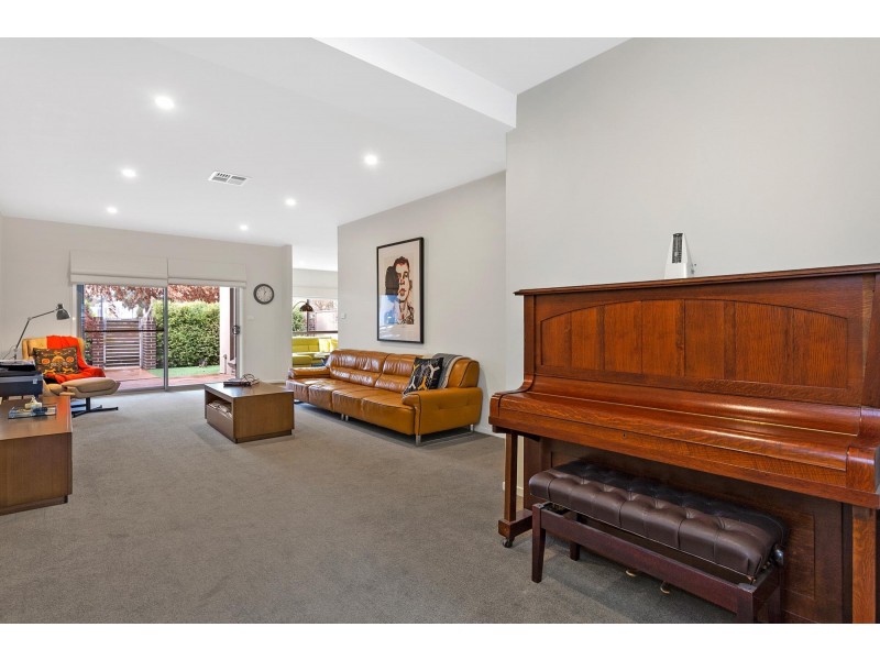 7/21 Francis Forde Boulevard, Forde ACT 2914