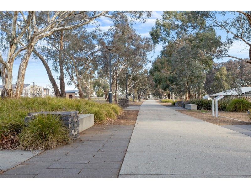 7/21 Francis Forde Boulevard, Forde ACT 2914