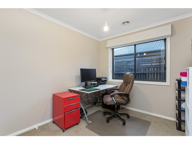 15 Eurobin Street, Harrison ACT 2914