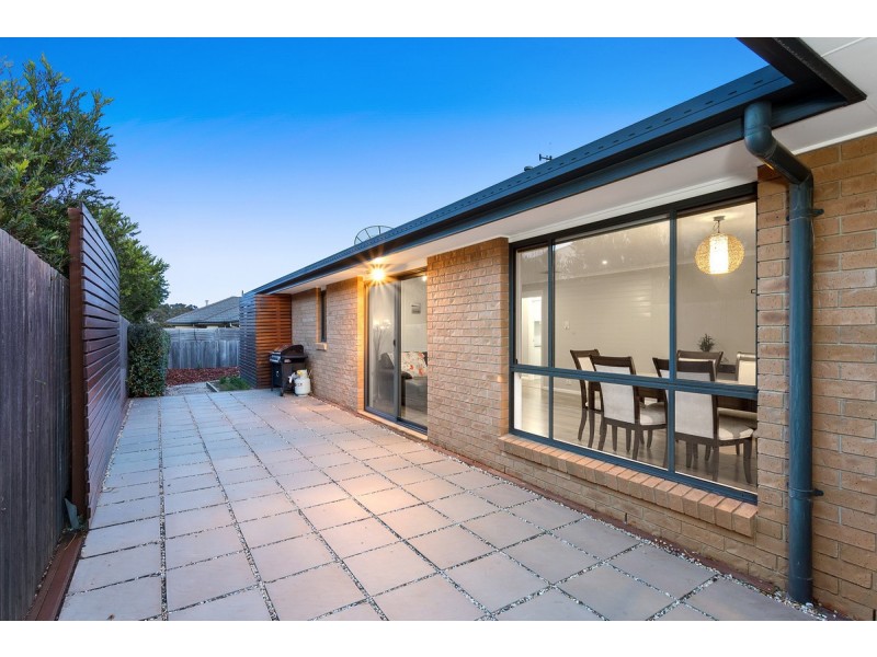 15 Eurobin Street, Harrison ACT 2914