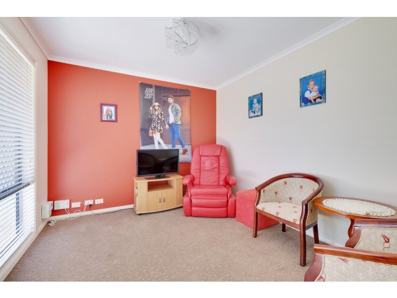 26 Mary Gillespie Avenue, Gungahlin ACT 2912