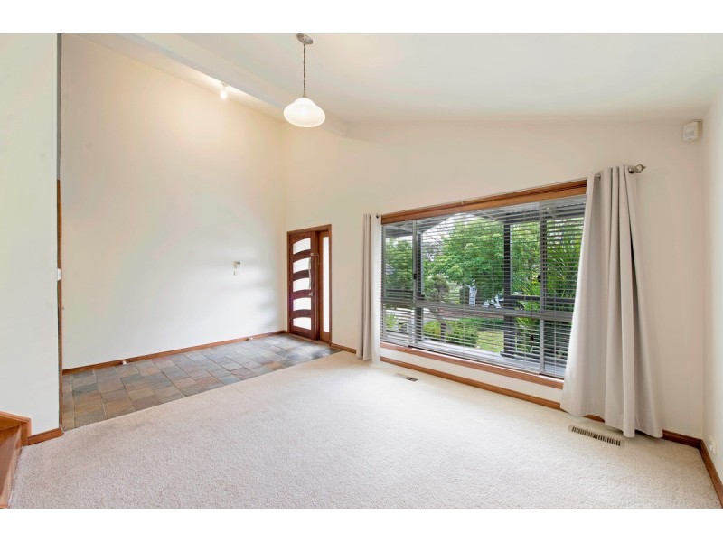 12 Callaway Crescent, Gordon ACT 2906
