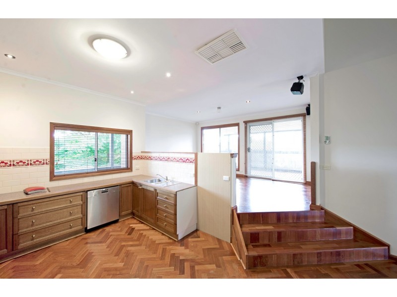 12 Callaway Crescent, Gordon ACT 2906