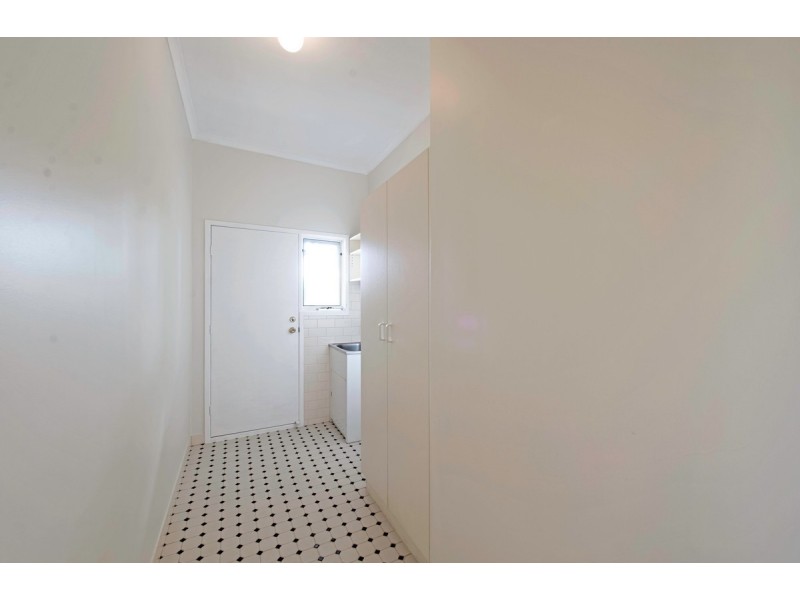 12 Callaway Crescent, Gordon ACT 2906