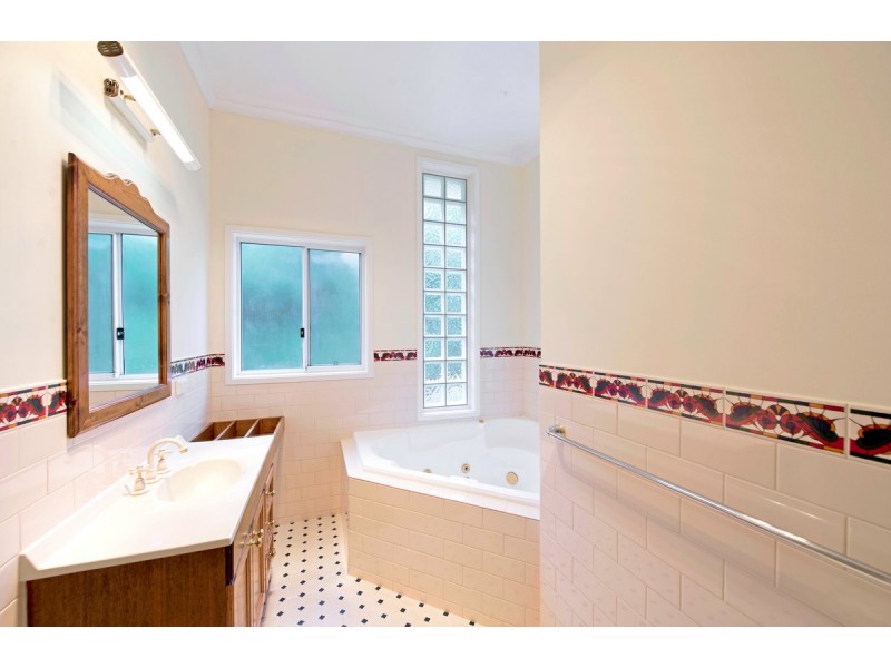 12 Callaway Crescent, Gordon ACT 2906