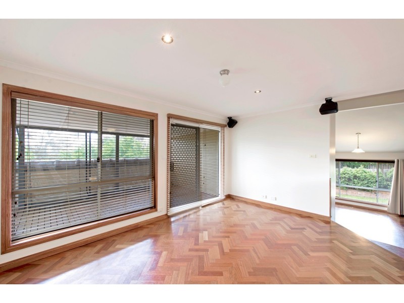 12 Callaway Crescent, Gordon ACT 2906