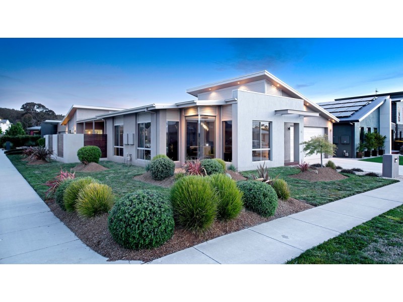 6 Ivy Kent Street, Forde ACT 2914