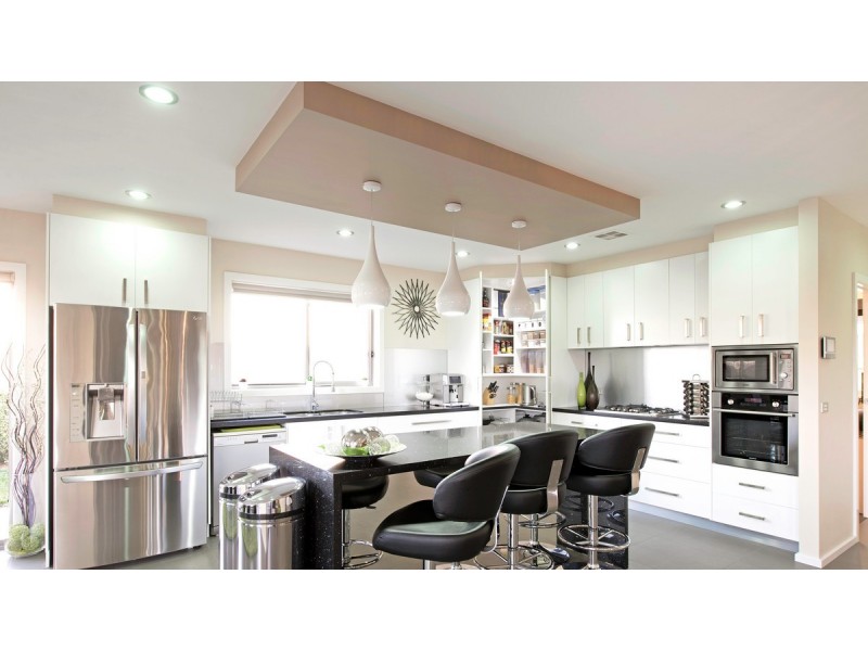 6 Ivy Kent Street, Forde ACT 2914