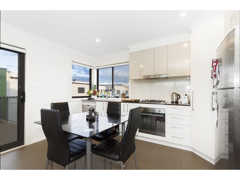 16/48 Abena Avenue, Crace ACT 2911