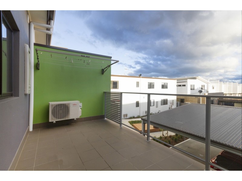 16/48 Abena Avenue, Crace ACT 2911