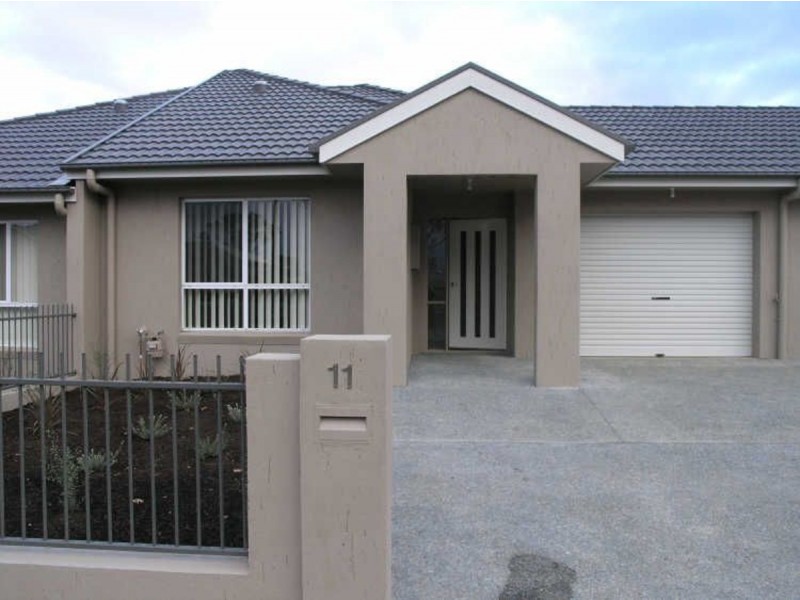 11 Helen Turner Street, Gungahlin ACT 2912
