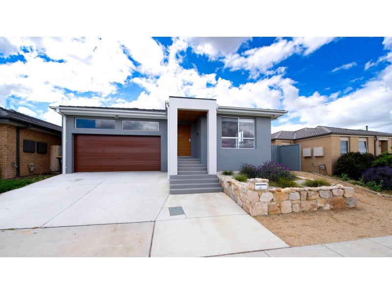 87 Ormiston Street, Harrison ACT 2914