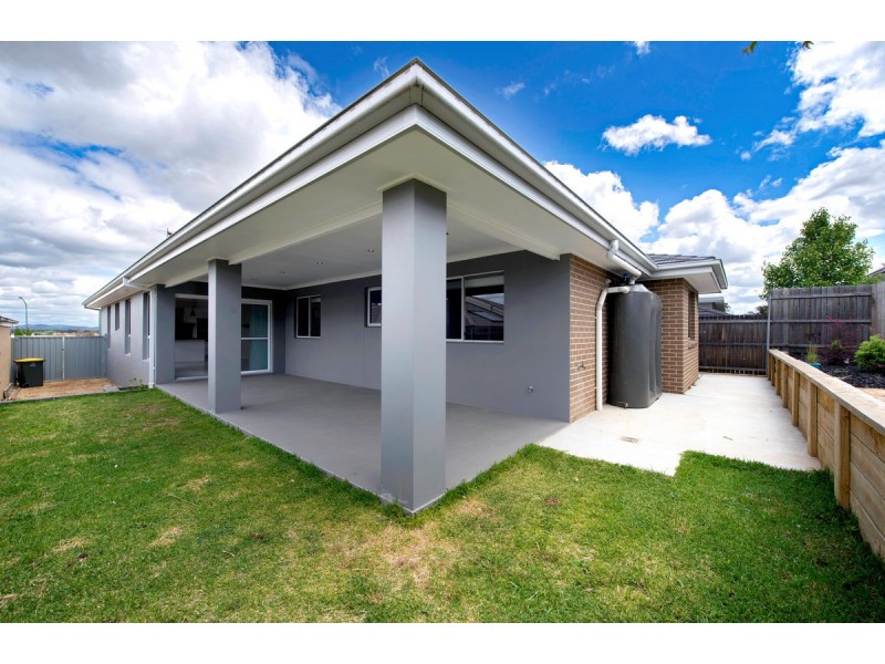 87 Ormiston Street, Harrison ACT 2914
