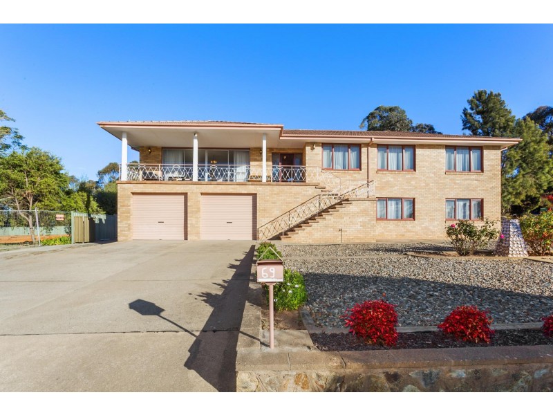 69 Mackellar Crescent, Cook ACT 2614