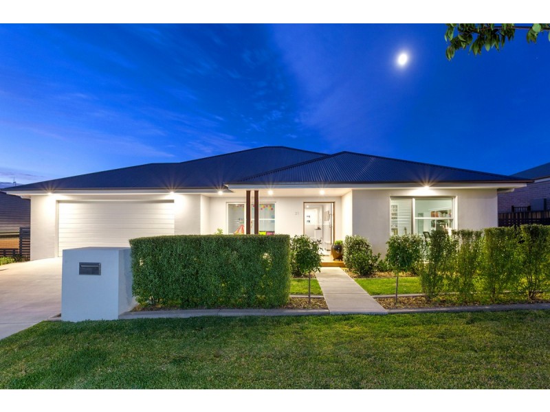 21 McTavish Street, Googong NSW 2620