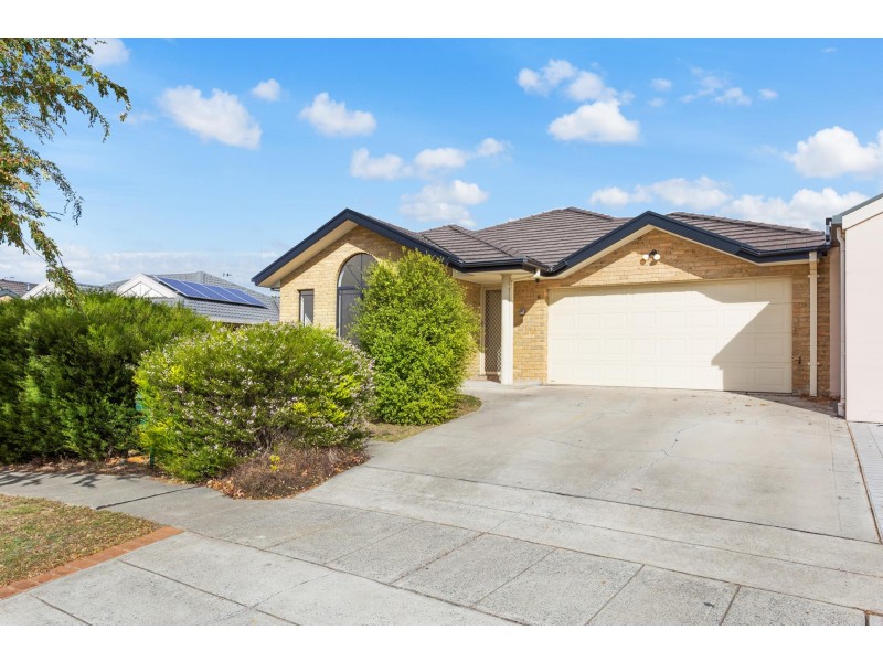 6 Bendora Crescent, Palmerston ACT 2913